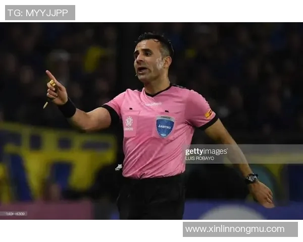 伊蒂哈德亚历山大与马萨雷的激烈对决引发球迷热议和期待