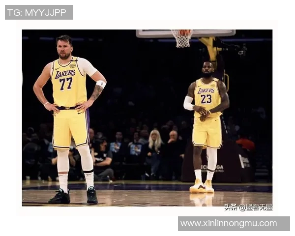 湖人对阵掘金精彩直播回顾及赛后分析二月十五日赛事亮点