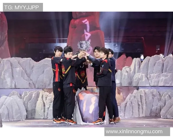 FPX在CSGO力量排名中创下新高展现强大实力与潜力 FPX在CSGO力量排名中创下新高展现强大实力与潜力